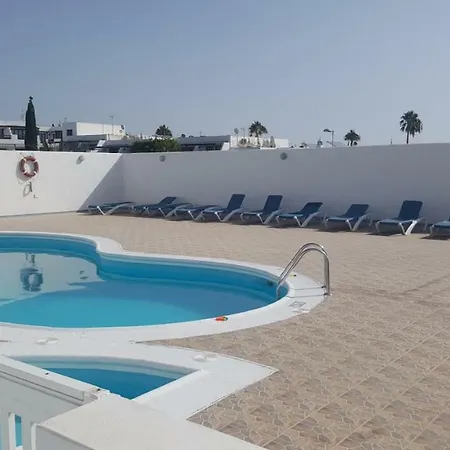 Vivienda Aries Appartement *